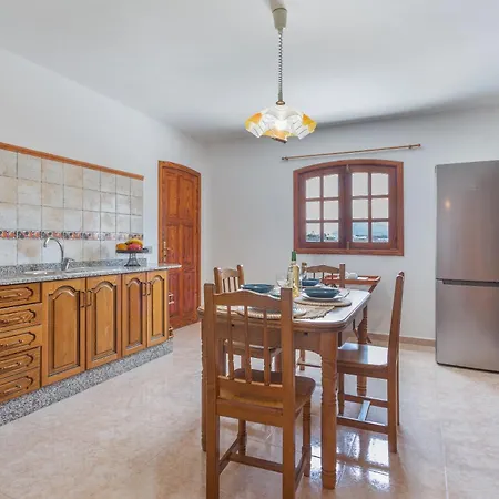 Elikasa Дом отдыха Мала